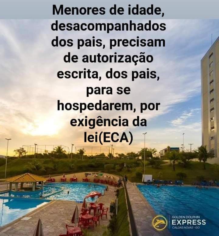 Golden dolphin Express 5pessoas mais 1 criança até 5 anos com toalhas e roupas de cama,lençóis, travesseiros e fronhas e 3 parques aquáticos termais limpeza impostos e taxas já incluso Caldas Novas Exterior foto