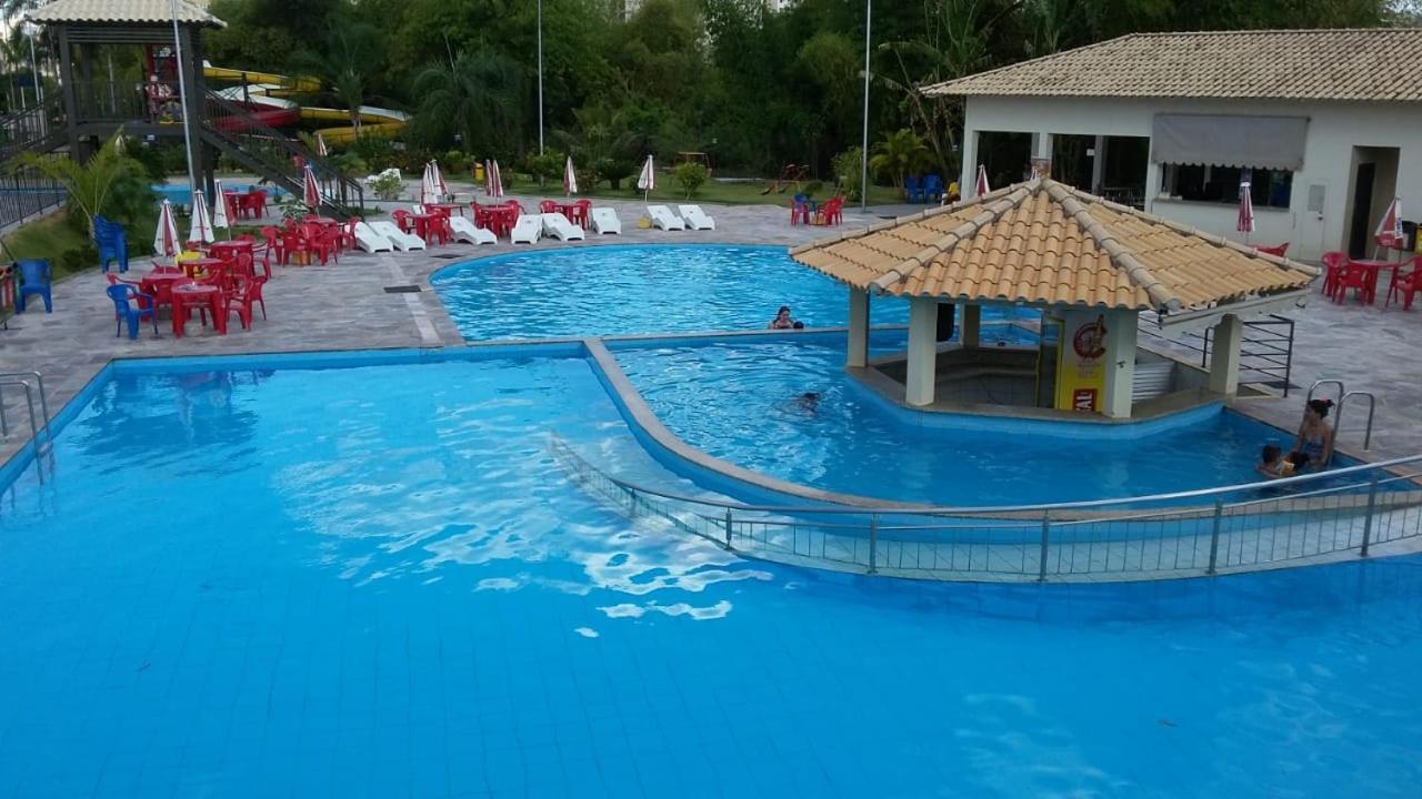 Golden dolphin Express 5pessoas mais 1 criança até 5 anos com toalhas e roupas de cama,lençóis, travesseiros e fronhas e 3 parques aquáticos termais limpeza impostos e taxas já incluso Caldas Novas Exterior foto